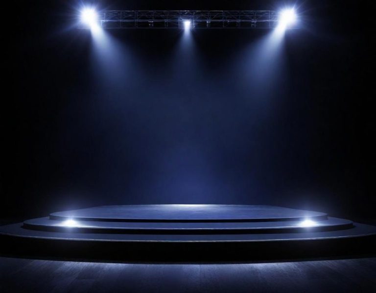 Symbolbild Roadshow Leerer Bühnenbereich mit schattenhaften Lichtern und drei Stufen.