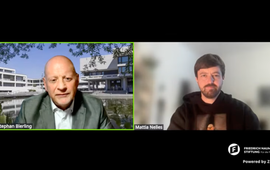 Stephan Bierling und Mattia Nelles im Gespräch