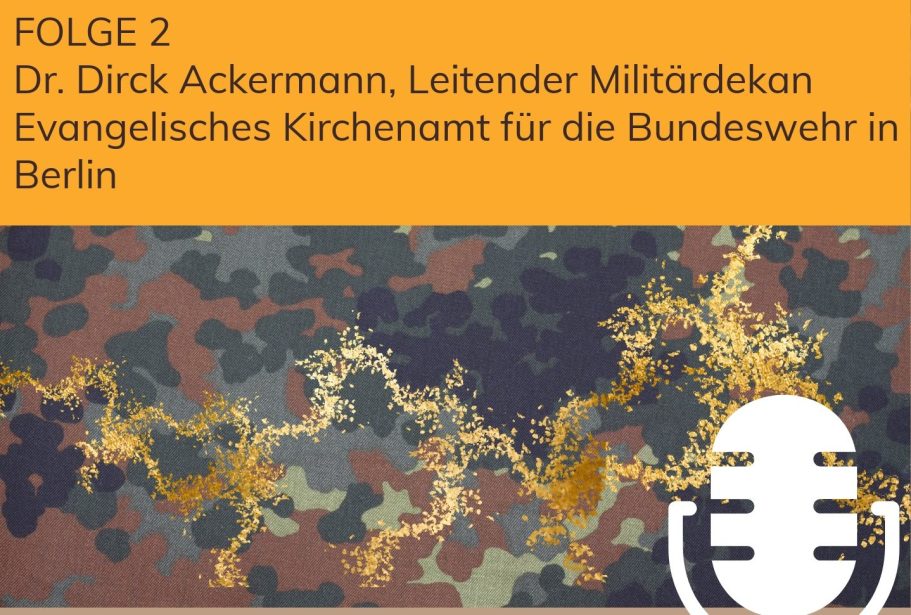 Cover der Podcast-Folge 2 aus der Reihe ISS Truppenbesuch Hintergrund mit Bundeswehrflecktarn und Schriftzug für den Podcast ISS Truppenbesuch Folge 2